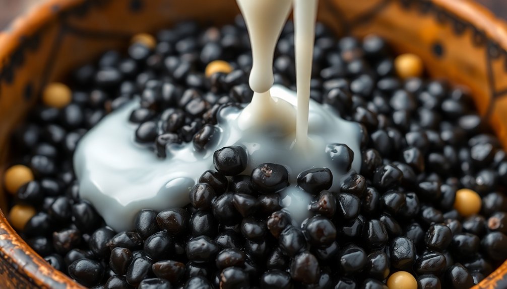 black sticky rice dessert